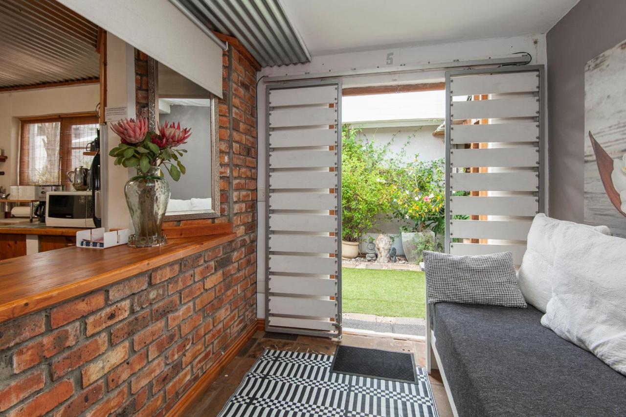 Windsong Cottage Hermanus Exterior foto